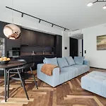 Elegant Seaview Flat In Noblessner Апартаменти Таллінн
