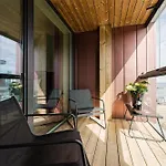 Elegant Seaview Flat In Noblessner Таллінн