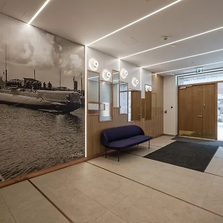 Elegant Seaview Flat In Noblessner * タリン