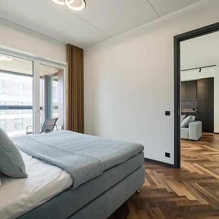 Elegant Seaview Flat In Noblessner * タリン
