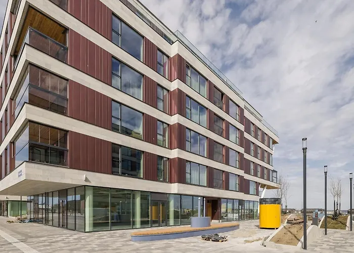 Elegant Seaview Flat In Noblessner טאלין