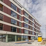 Elegant Seaview Flat In Noblessner Tallinn