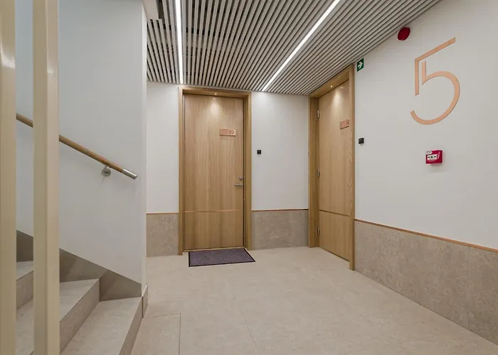 Elegant Seaview Flat In Noblessner 아파트